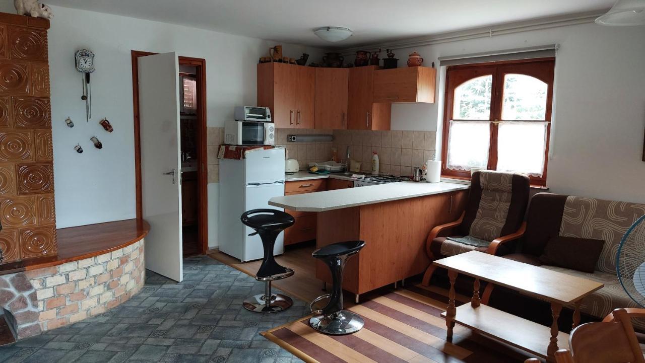Naplopó-lak Apartamento Ábrahámhegy Exterior foto